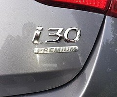 Hyundai i30 premium - Image 5/10