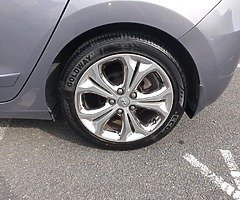 Hyundai i30 premium - Image 7/10