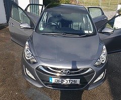 Hyundai i30 premium - Image 10/10