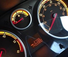 2010 vauxhall corsa maunal transmission - Image 6/8