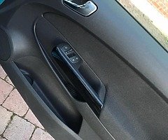 2010 vauxhall corsa maunal transmission - Image 7/8