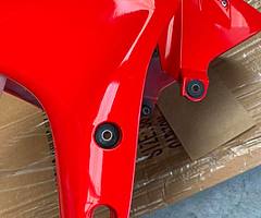 Front fender cbr rr5 Honda Fireblade.