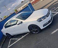 VW Passat - Image 4/7