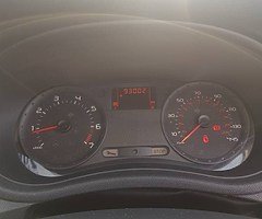 08 clio ... £600 if lifted today
