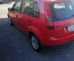 Ford fiesta 05