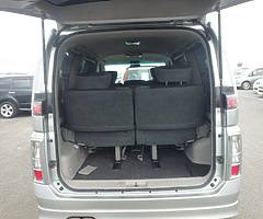 Nissan Elgrand 3.5L Rider / 2004 - Image 4/10