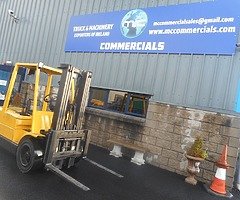 FOR SALE: Fork Lift, 3 Ton