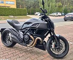 Ducati Diavel 2015 only 1043km