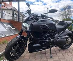 Ducati Diavel 2015 only 1043km - Image 3/6