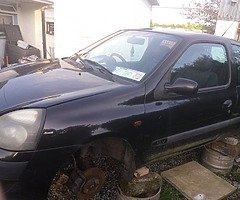 2002 Renault Clio