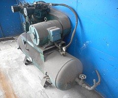 For Sale: Compressor - Image 4/7