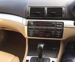 BMW320i Petrol Touring SE - Image 8/9