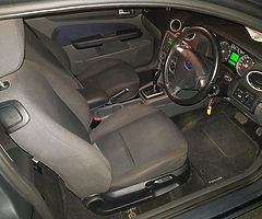 2005 ford focus automatic - Image 5/10