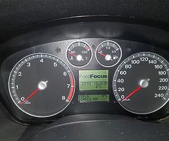 2005 ford focus automatic - Image 9/10