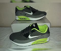 MEN AND WEMON TRANER PM - Image 5/7