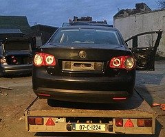 Breaking Mk5 jetta