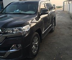 لندكروزر 2017 - Image 5/10