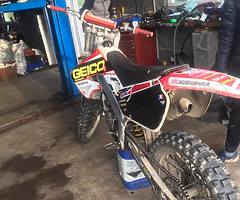 Honda cr125