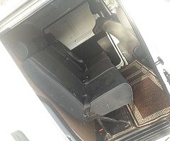 Nissan NV 200 - Image 6/10