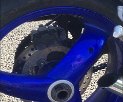 Triumph 955i low miles gsxr forks street fighter - Image 4/8