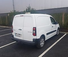 141 Partner 3 Seater Tax & Doe