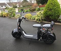 2019 City coco R8 Pro 1500 watt 20 amp Battery