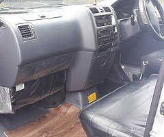 09 toyota hiace crew cab - Image 5/10