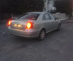 07 tayota avensis