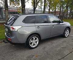 Mitsubishi Outlander 7 Seats - Image 3/10