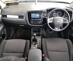 Mitsubishi Outlander 7 Seats - Image 9/10