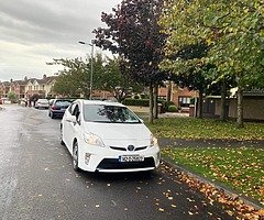 Toyota Prius 142D Hybrid High Spec - Image 6/9