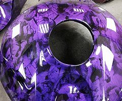 Honda CBR 1000 farings hydrodipp voliolet carbon and Joker..