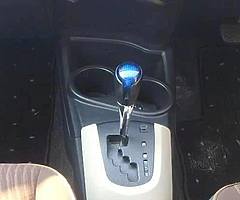 2012-09 Toyota Aqua (compact Prius) Hybrid - Image 5/7