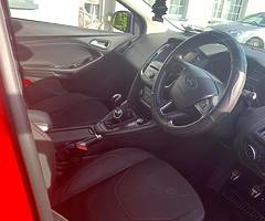 Ford Focus - Image 8/9