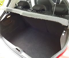 Peugeot 208 ,2014