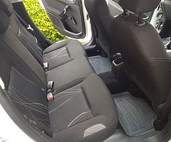 Peugeot 208 ,2014