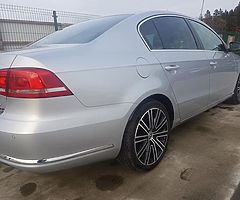 VW Passat SPORT 140 - Image 5/9