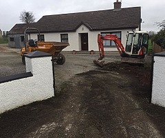 Digger and man - Image 3/9