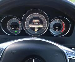 C350 AMG SPORT PLUS - Image 8/9