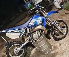 09 YZ85