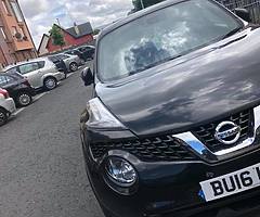 Nissan Juke tekna sport top of spec