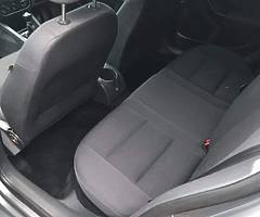 Volkswagen golf - Image 4/5