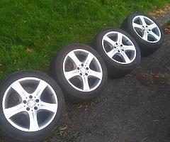 Mercedes original alloys 17inch 5×112