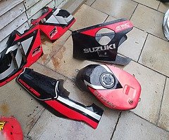 Suzuki 400 gk76a fairings - Image 6/6