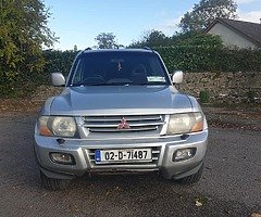 Mitsubishi pajero