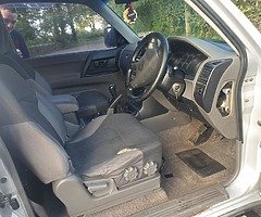 Mitsubishi pajero - Image 7/10