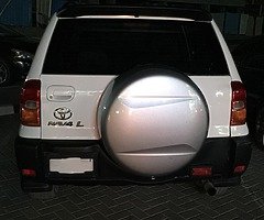 كامري 2007 رافور 2002.