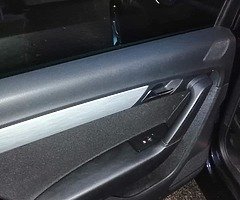 Volkswagen Passat - Image 8/10