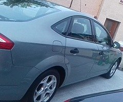 Car - Image 6/8