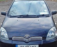 Toyata yaris 03